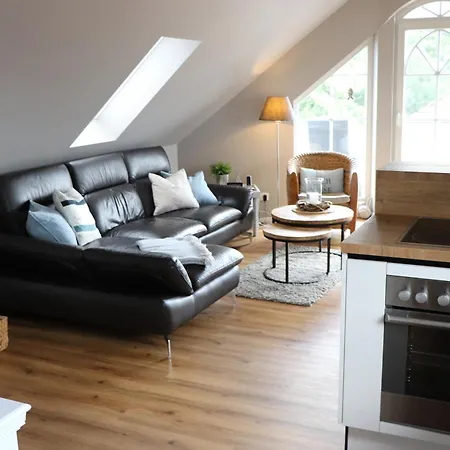 Penthouse Sonnenuhr Daire Zingst