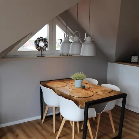 Penthouse Sonnenuhr * Zingst